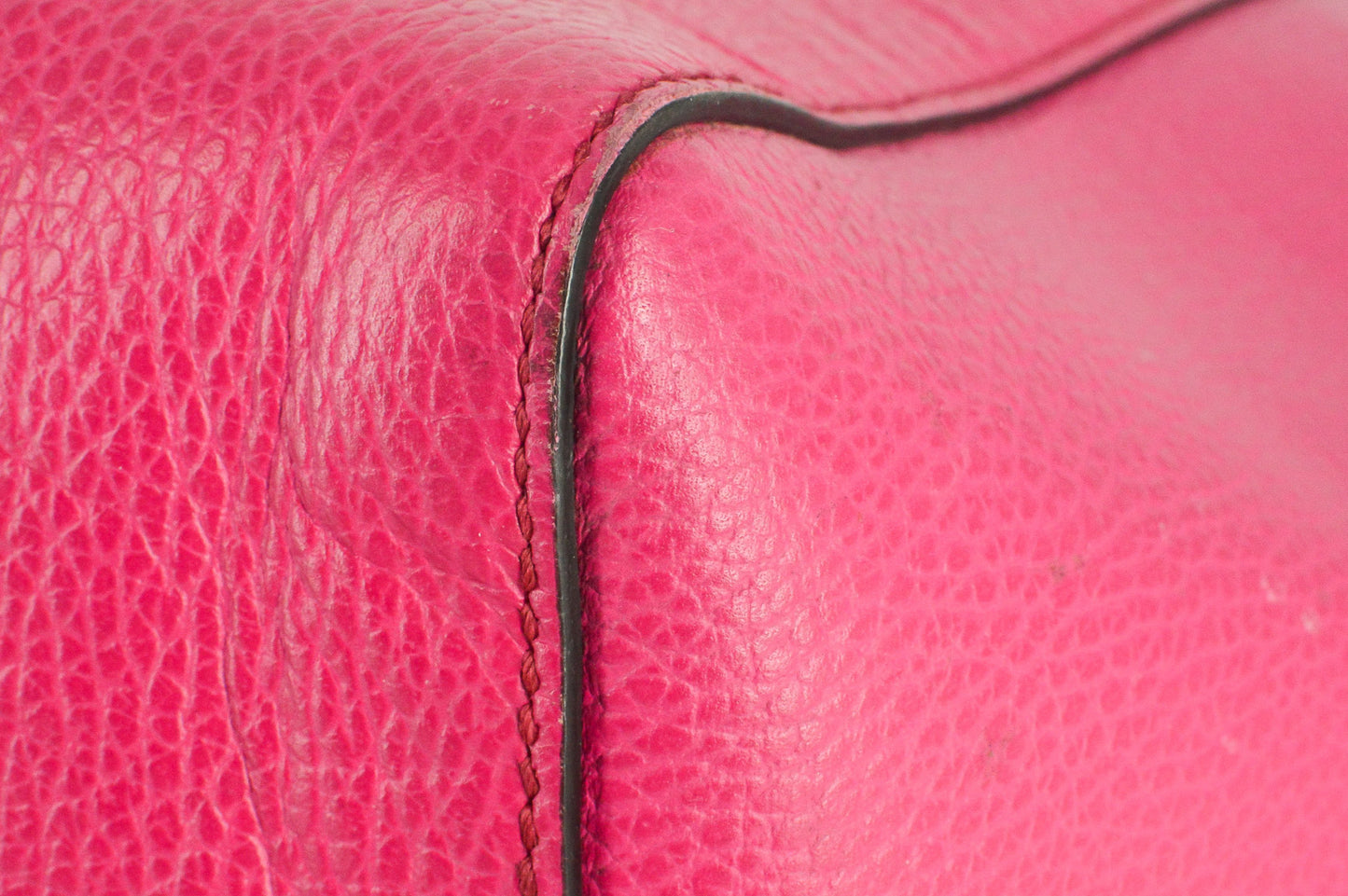 GUCCI Medium Swing Tote