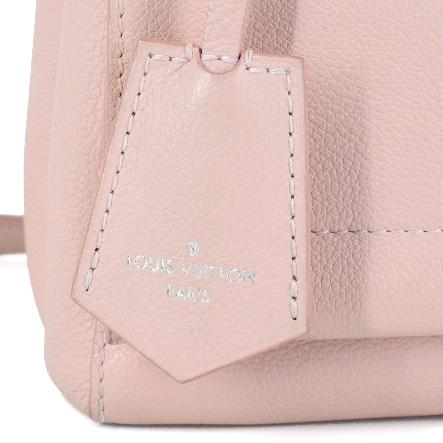LOUIS VUITTON Leather Lockme II