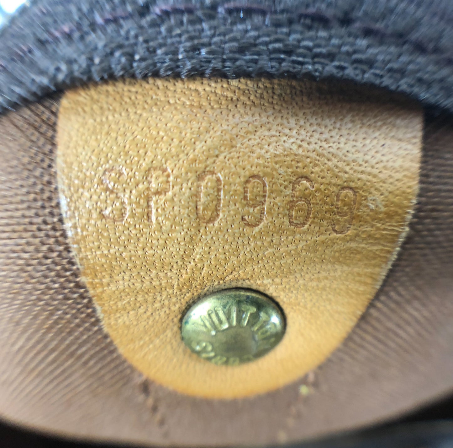 LOUIS VUITTON Monogram Keepall Bandouliere 55