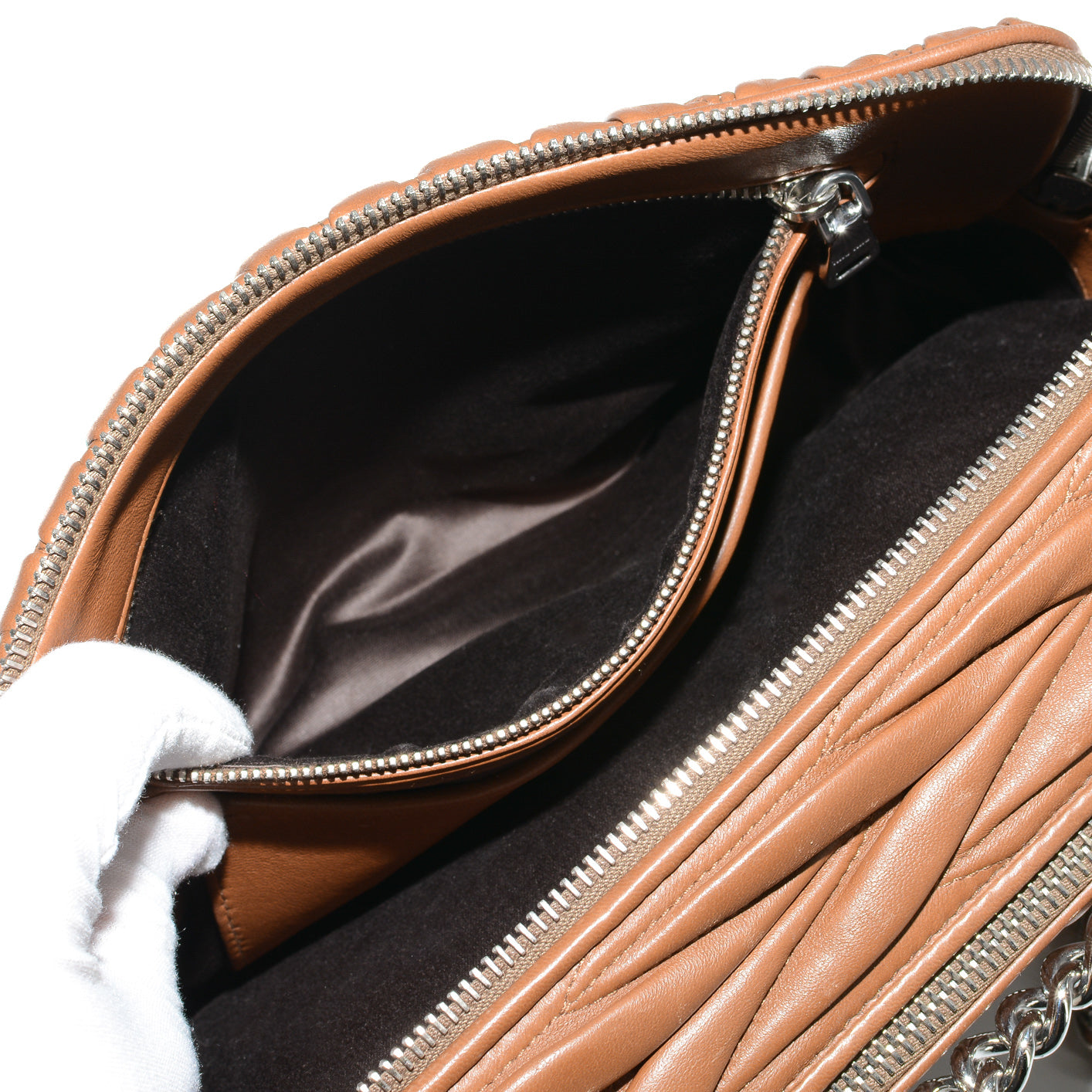 MIU MIU Bandoliera Matelasse Cannella Handbag