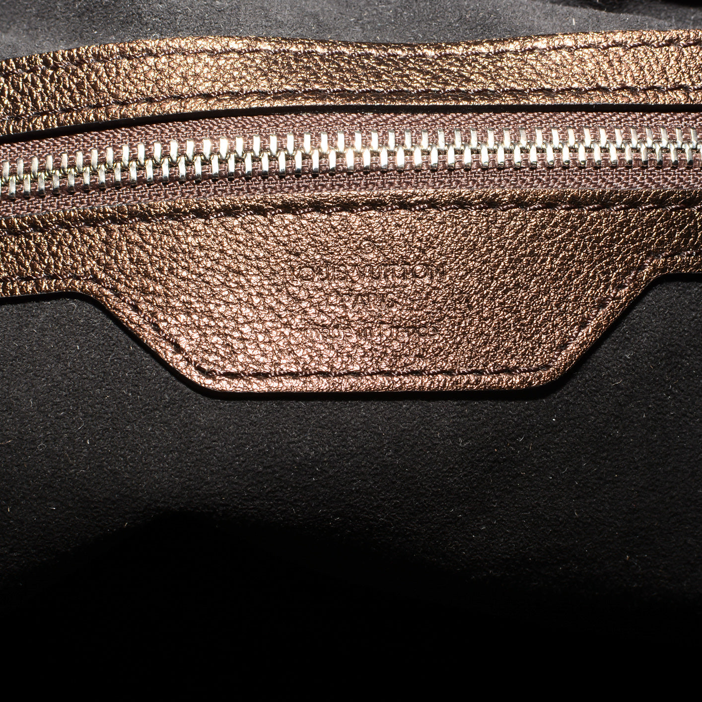 LOUIS VUITTON Mahina Mordore XL